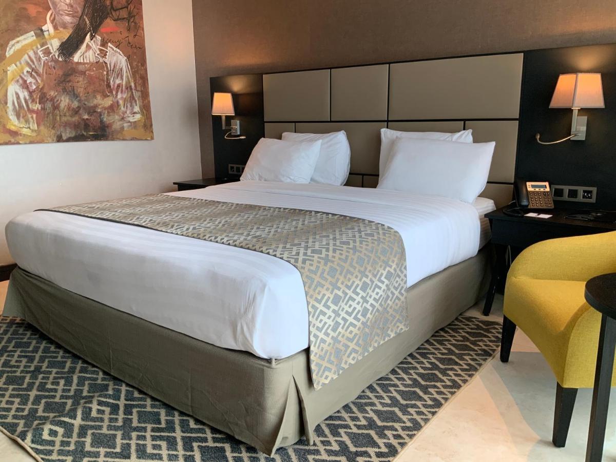 Grand Hotel De Kintele Brazzaville Bagian luar foto
